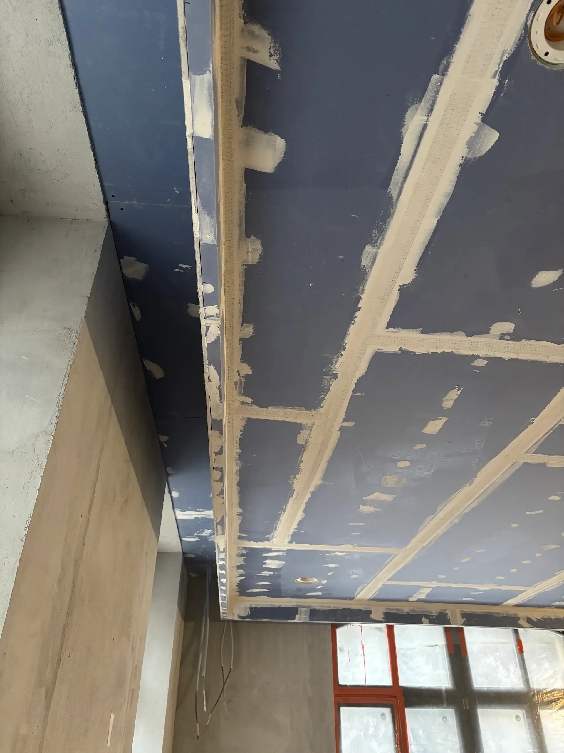 Монтаж гипсокартонной перегородки